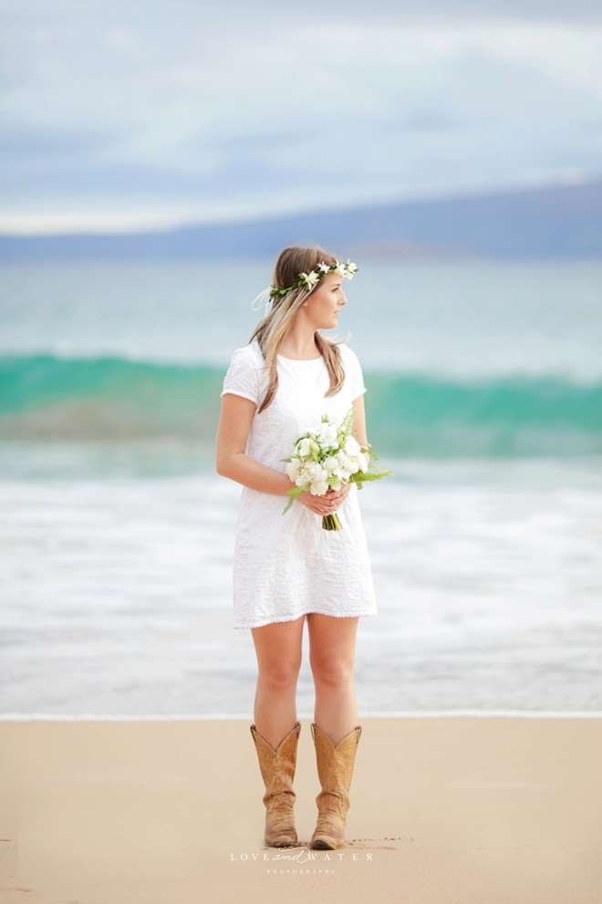 Fun Maui Beach Couples Portraits | Land and Sea Session | Love + Water ...