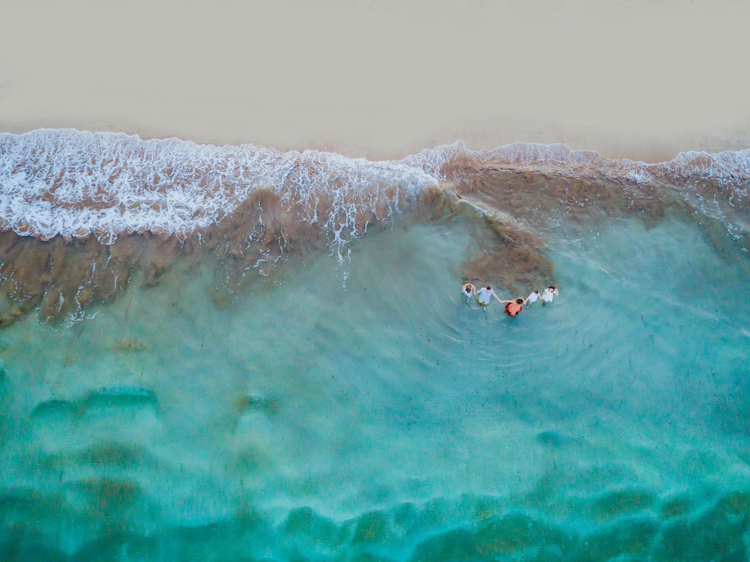 Drone family session on Maui - Land, Sea + Sky Sessio - Love + Water