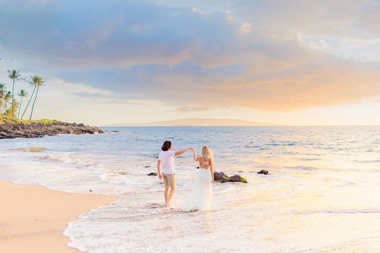 5 Can't-miss Maui couples portraits - Love + Water